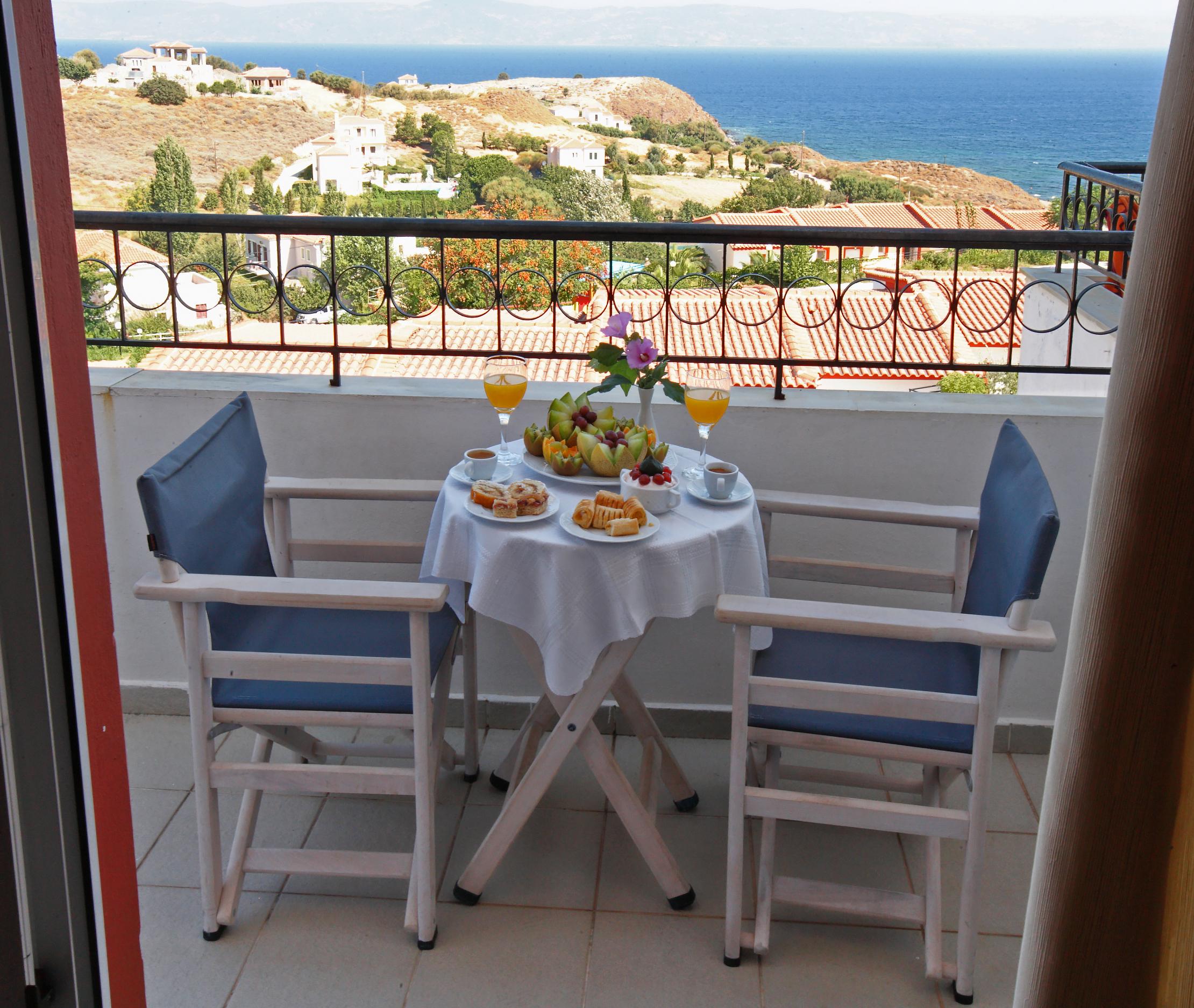 Belvedere Aeolis Hotel Митимна Екстериор снимка