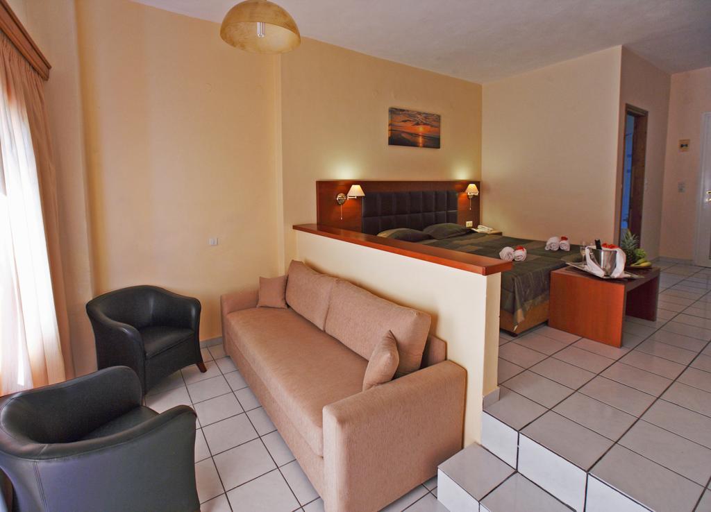 Belvedere Aeolis Hotel Митимна Екстериор снимка