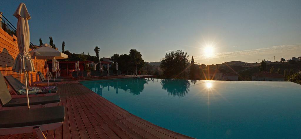 Belvedere Aeolis Hotel Митимна Екстериор снимка