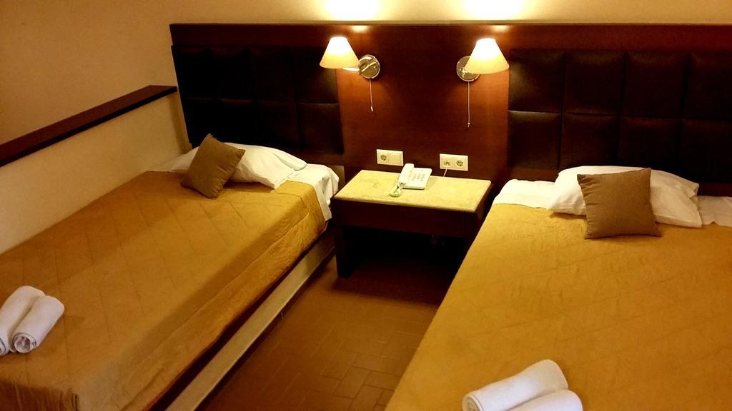 Belvedere Aeolis Hotel Митимна Екстериор снимка