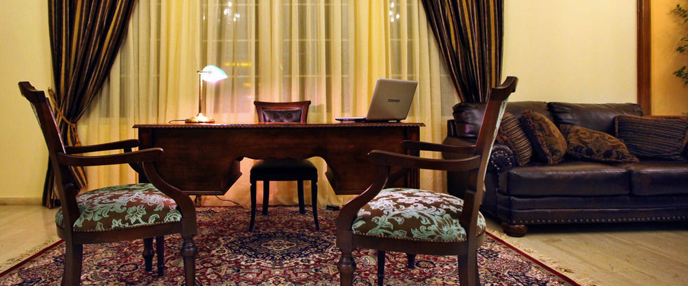 Belvedere Aeolis Hotel Митимна Екстериор снимка